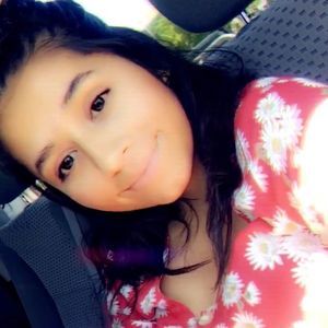 Meet your Posher, Carolina